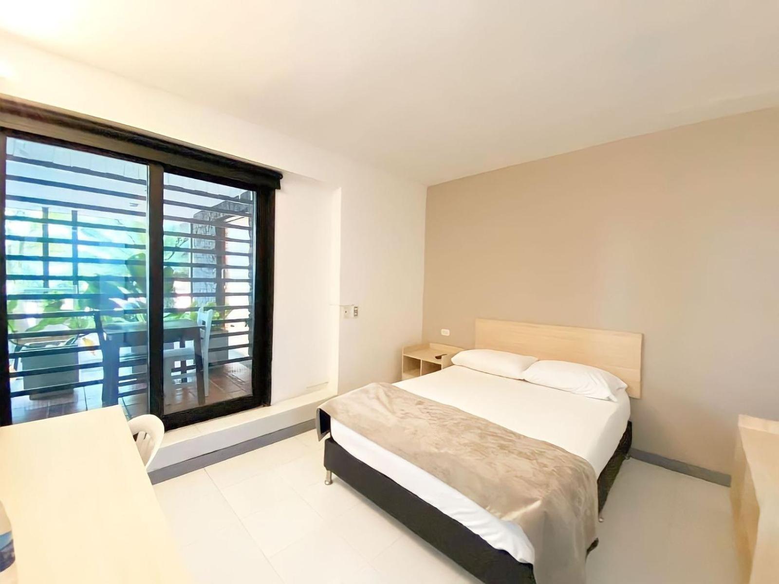 Готель Ayenda 1224 Pixel House (Adults Only) Медельїн Екстер'єр фото