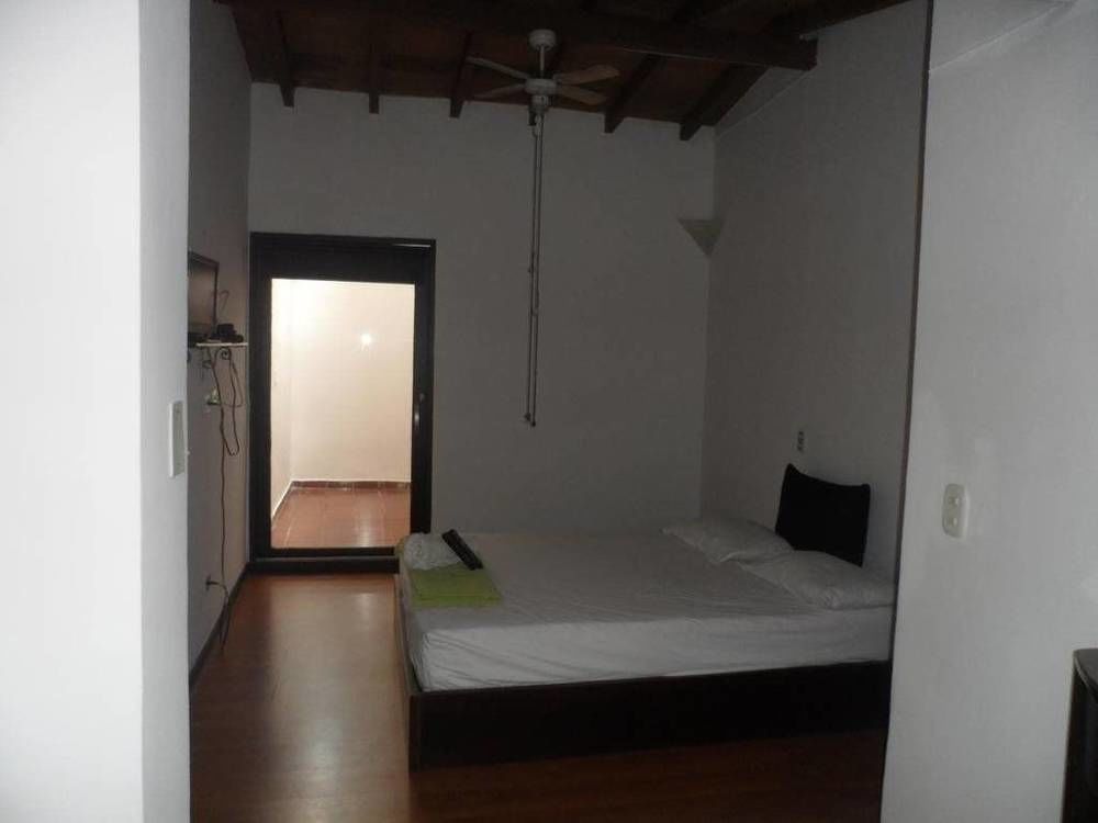 Готель Ayenda 1224 Pixel House (Adults Only) Медельїн Екстер'єр фото