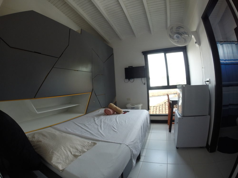 Готель Ayenda 1224 Pixel House (Adults Only) Медельїн Екстер'єр фото